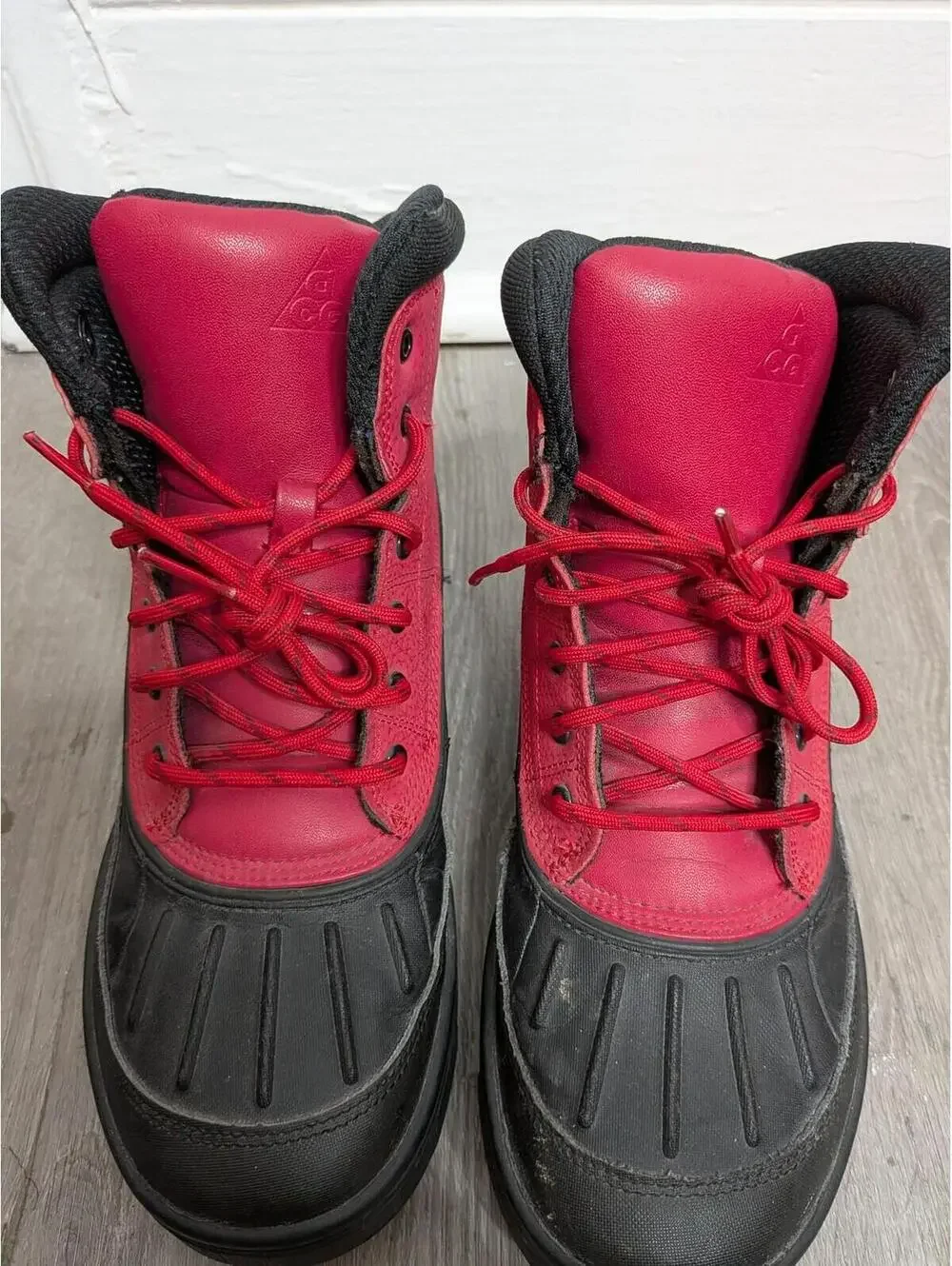 Nike Kids Red and Black Waterproof Hiking Boots
